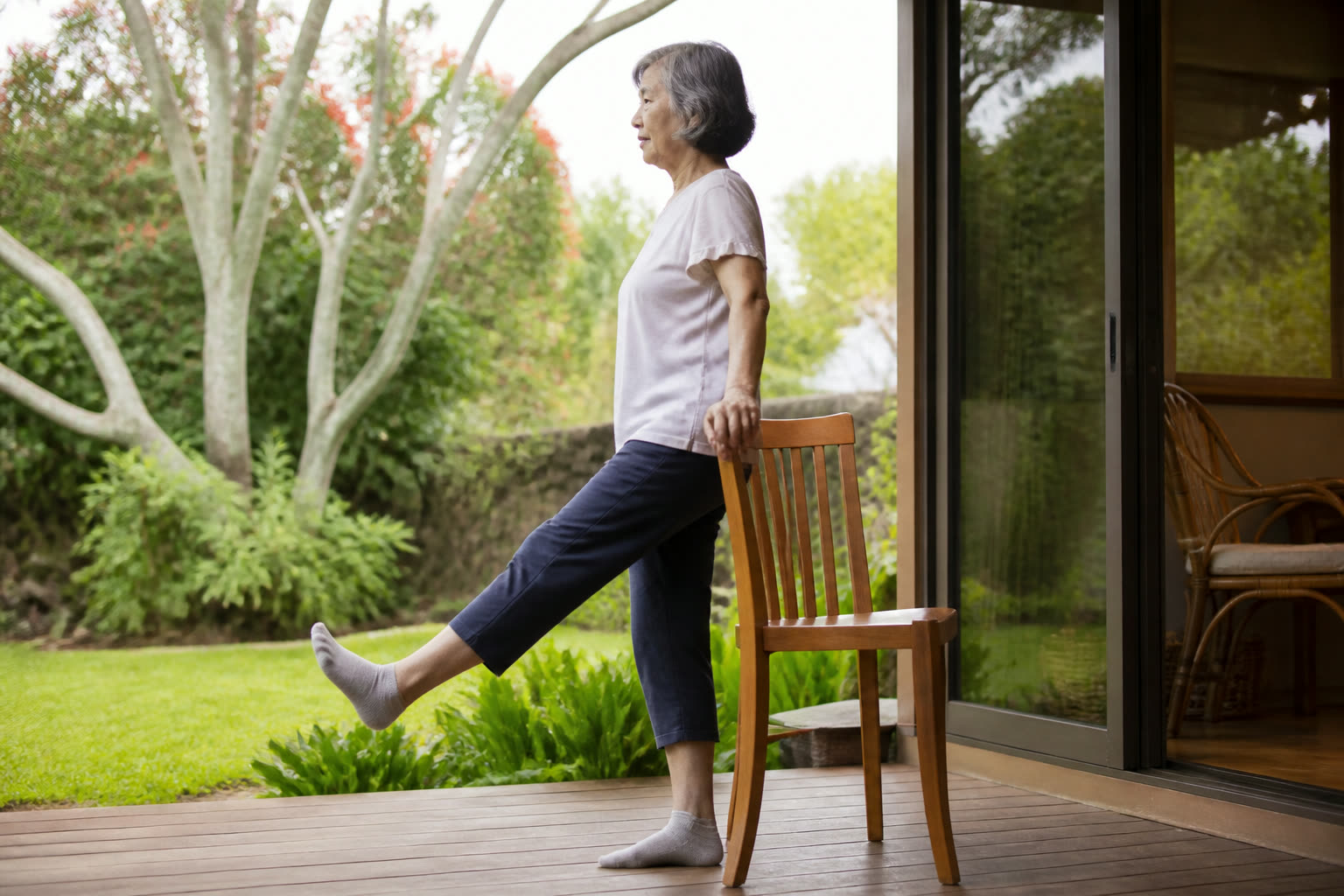 Minimalist Exercise for Seniors: Effective At-Home Guide