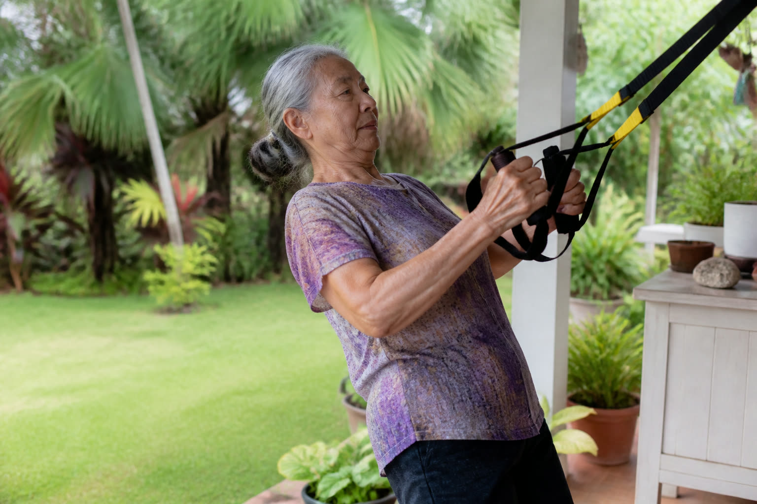 Pull Workout Routine for Seniors: Back & Biceps Training